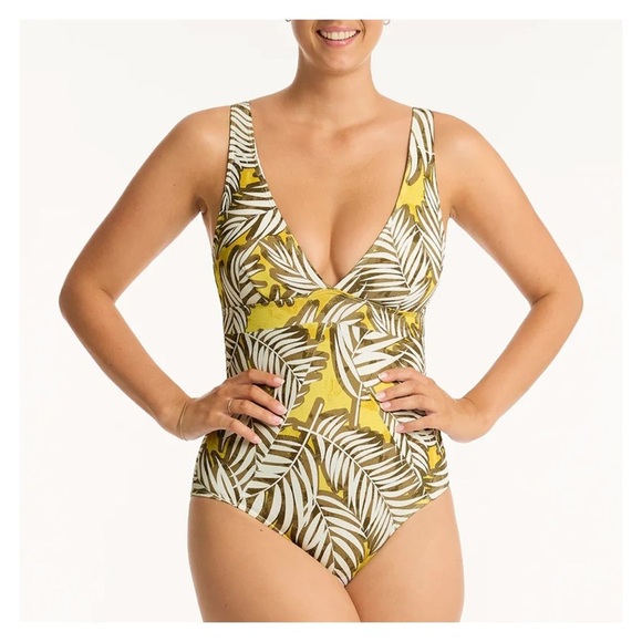 Sea Level Australia Other - SEA LEVEL Green Palmhouse Panel Line Swimsuit‎